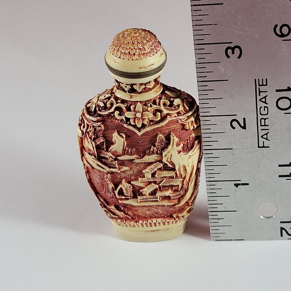 VINTAGE CHINESE SNUFF BUTTEL. ALL HAND CRAFTED. - Picture 3 of 4
